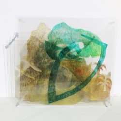 Andrea J Grote, O.T. (Teide), 1998, Acrylplatten, Pigmente, 60 x 45 x 17 cm