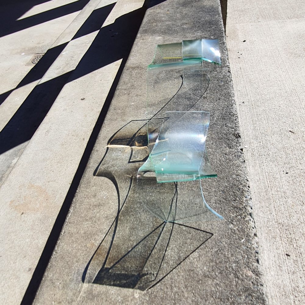 Andrea J Grote, O.T. (time slices 10), 2023, floatglas, Glasfarbe, 50 x 35 x 35 cm 